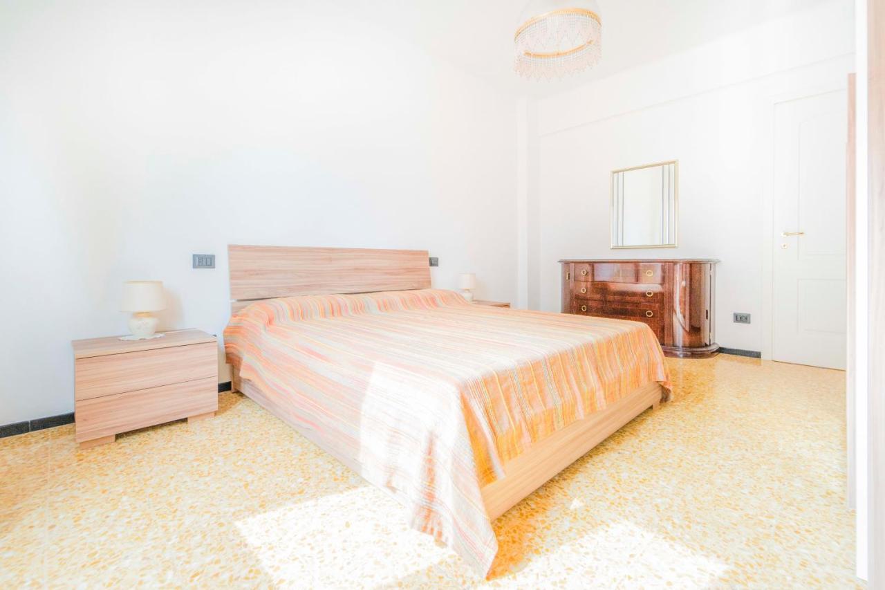 193 - Casa Via Della Chiusa - Centralissimo E Vicino Alla Baia Del Silenzio, Spiaggia E Mare 150M - Parcheggio Gratis Incluso E Aria Condizionata Сестри-Леванте Экстерьер фото